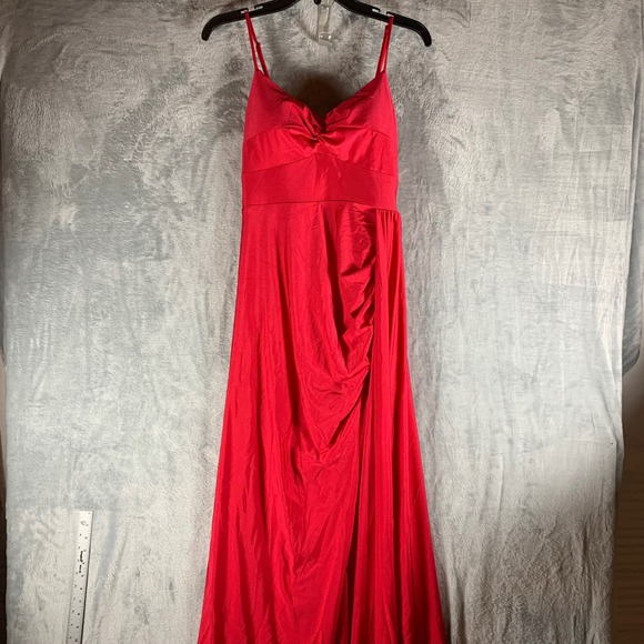 Next Up Bloomingdales Scarlet Red Sleeveless Maxi Dress 9/10 Strappy Babydoll - Picture 1 of 12